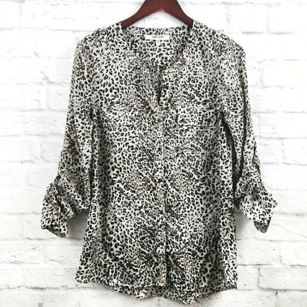 Daniel Rainn Medium Leopard Print Blouse Medium